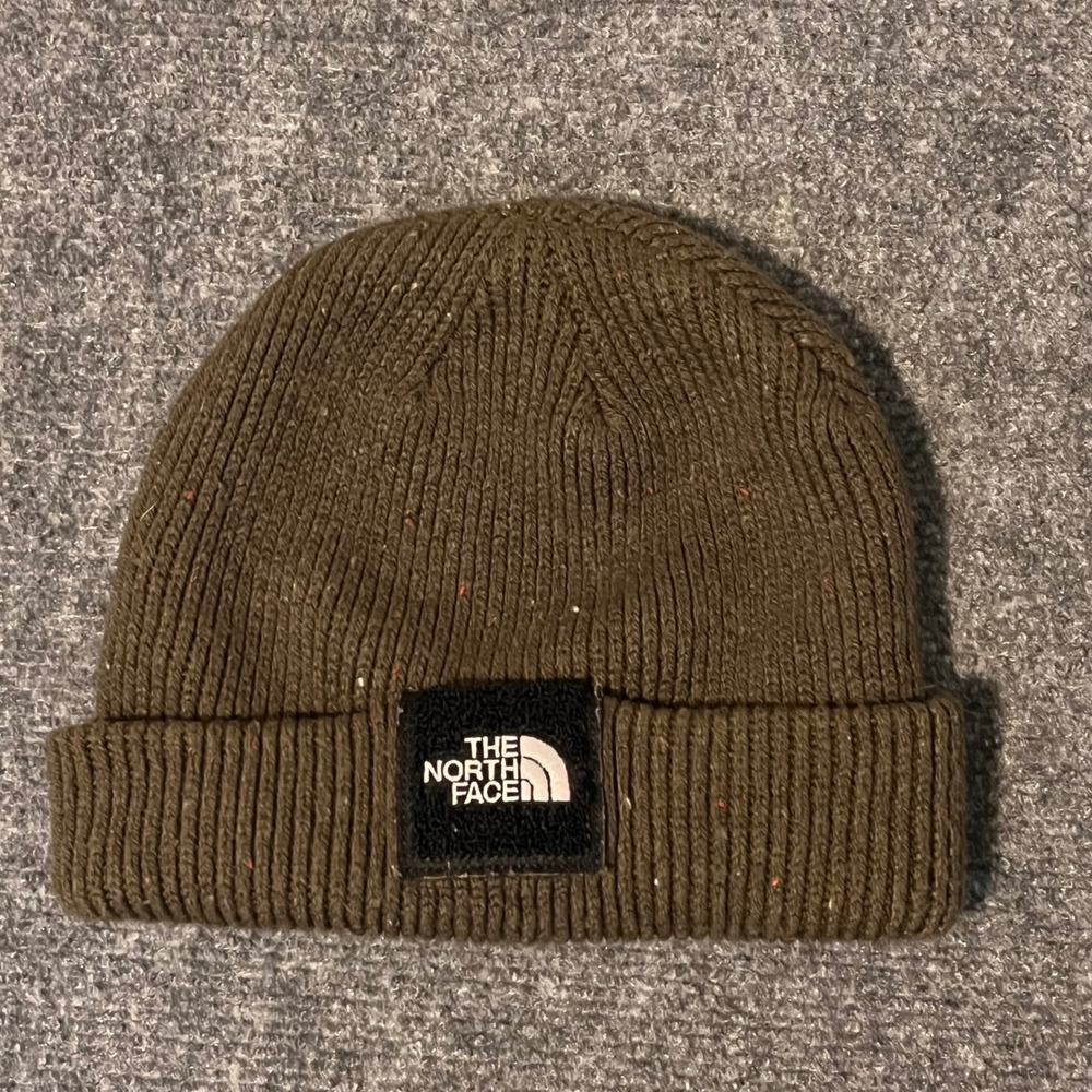The North Face Salty Dog Beanie Olive Green Ribbed Knit Cuffed Logo Patch Hat